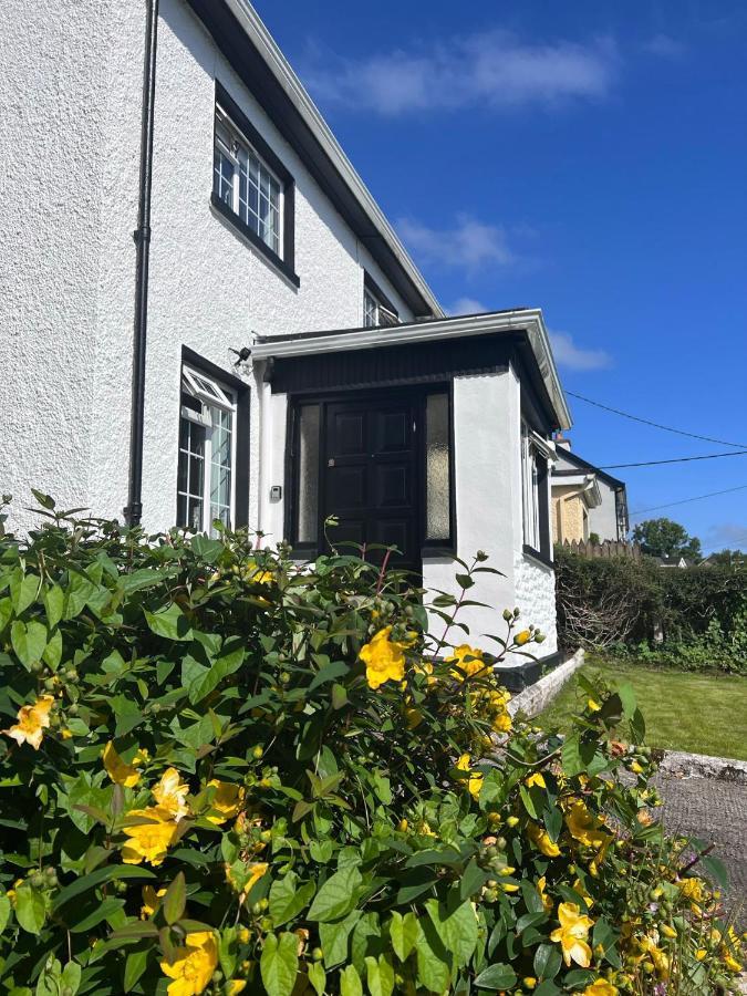 Beautiful Cottage With Gardens, Patio & Fireplace Dromahair ภายนอก รูปภาพ